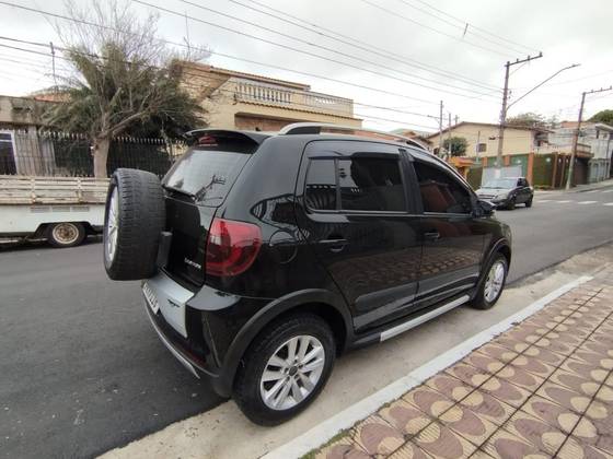 VOLKSWAGEN CROSSFOX 1.6 MI FLEX 8V 4P AUTOMATIZADO